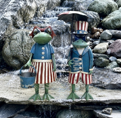 WALTER AND WILLOW AMERICANA FROGS *NEW* AVAIL DEC 2026